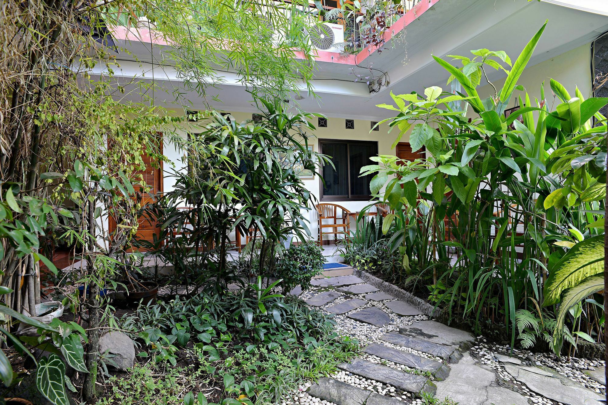 Zen Rooms Sabana Urip Sumoharjo Джокьякарта Экстерьер фото