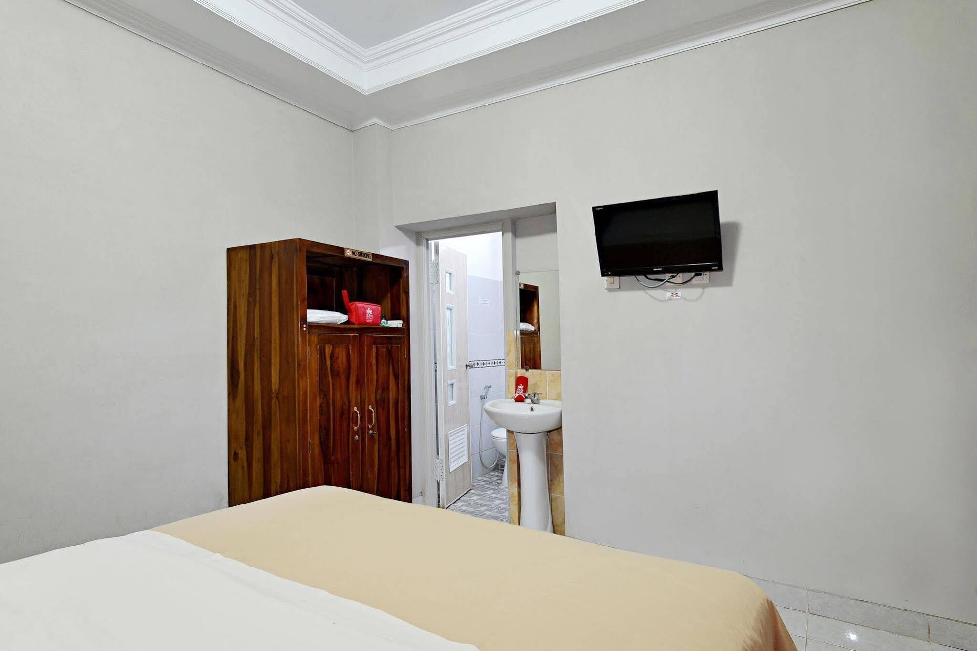 Zen Rooms Sabana Urip Sumoharjo Джокьякарта Экстерьер фото