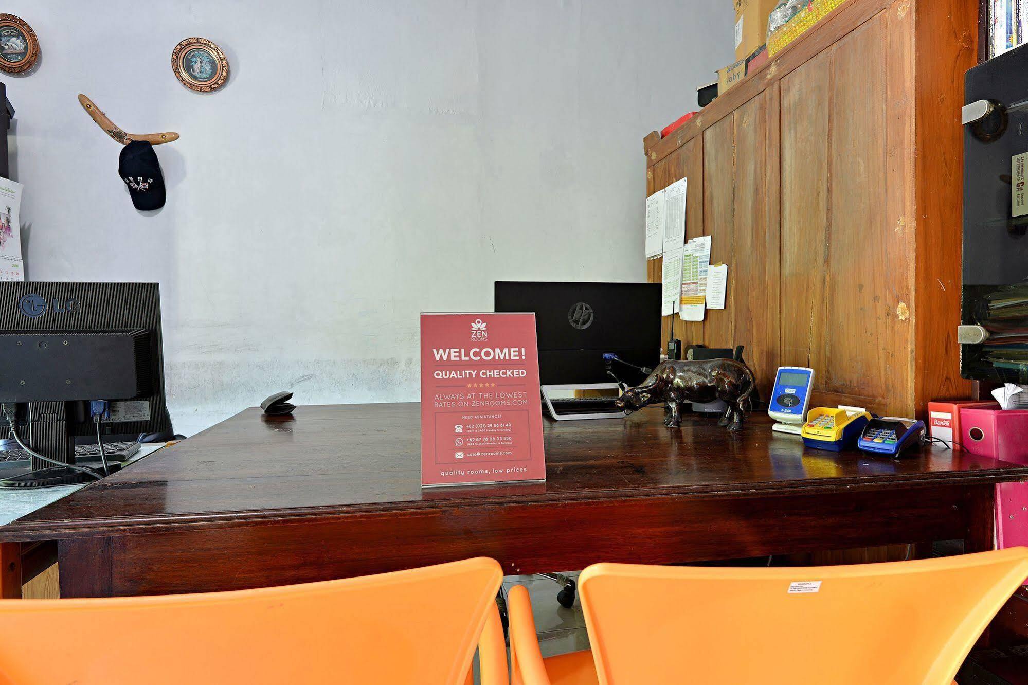 Zen Rooms Sabana Urip Sumoharjo Джокьякарта Экстерьер фото